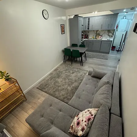Seven Sisters Hideaway Apartment London Exterior photo