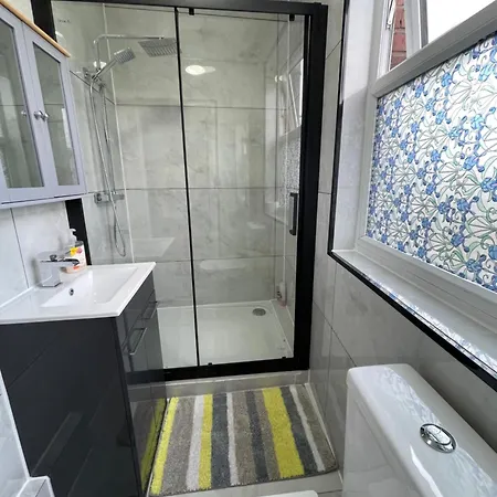 Seven Sisters Hideaway Apartment London Exterior photo